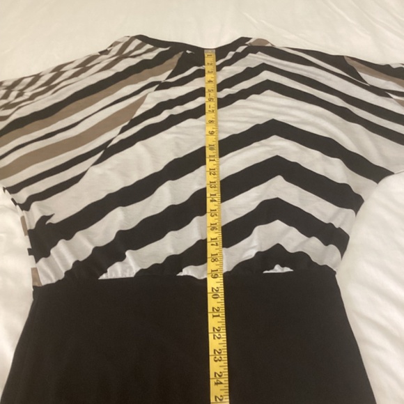 Frank Lyman Design Vintage Striped Black, White & Brown Top - Picture 8 of 8